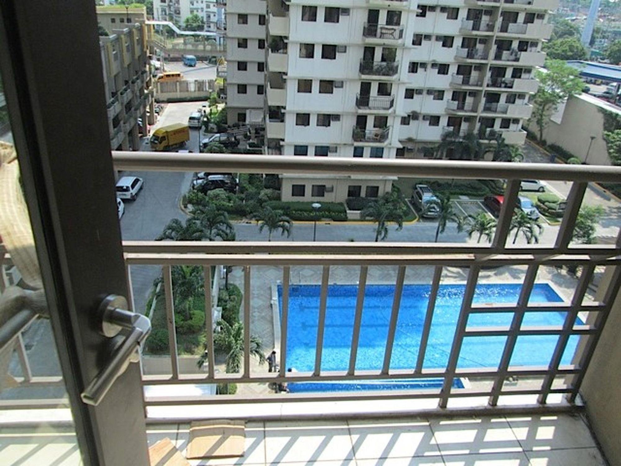 Cocoon Condos At Taguig Manila Exterior foto